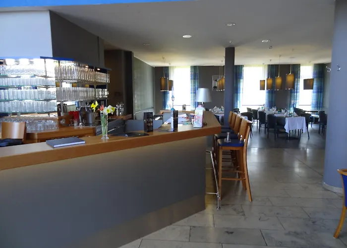 Plaza Hotel 3*